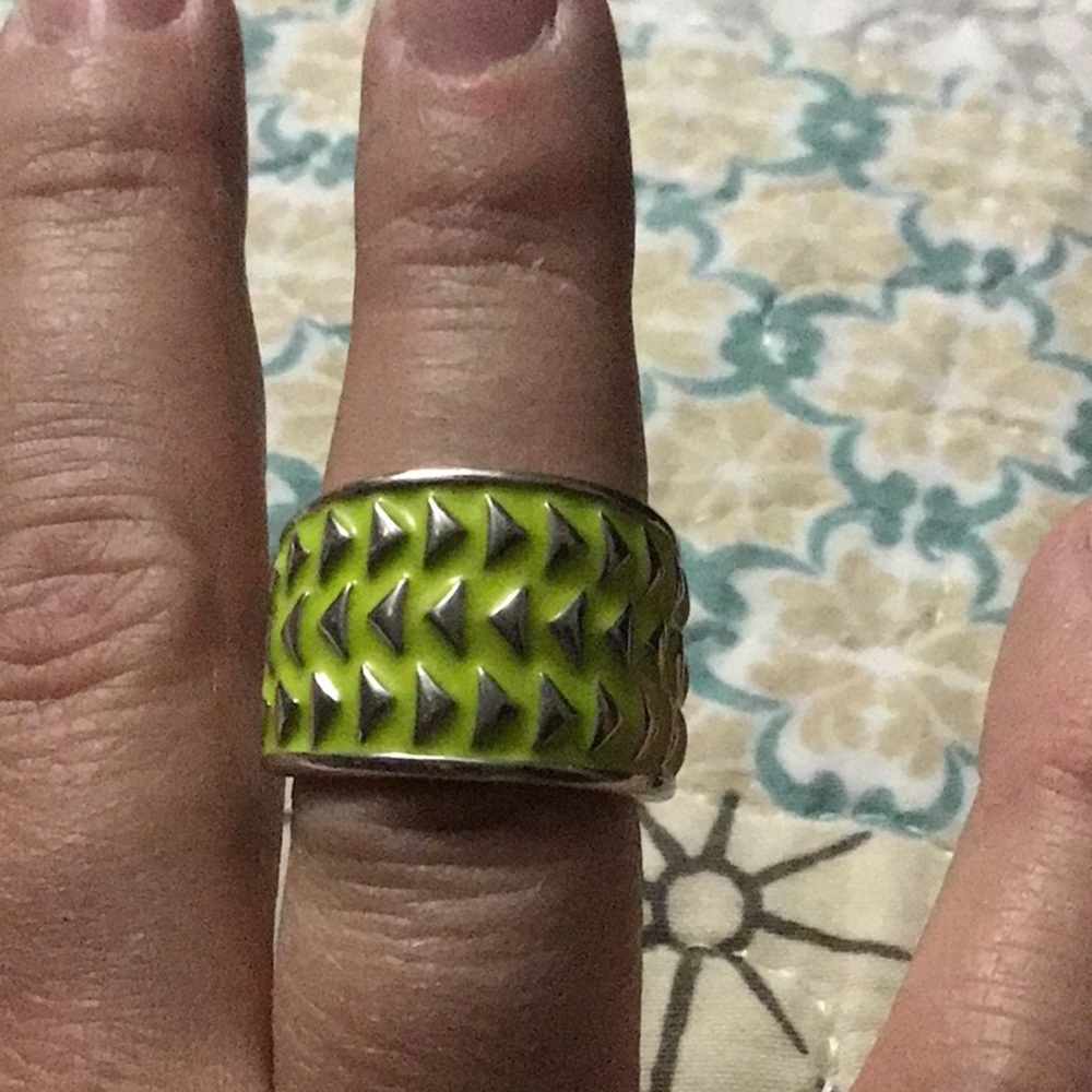 Ring
